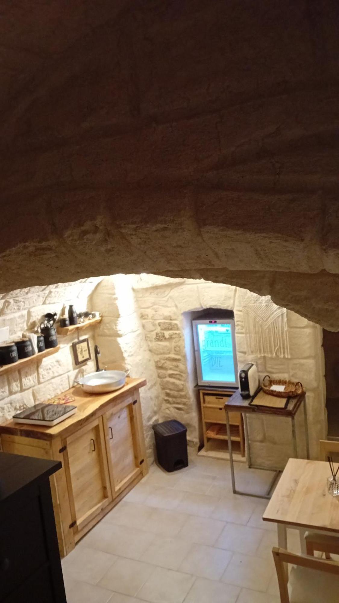 B & B La Grotta Bisceglie Eksteriør bilde